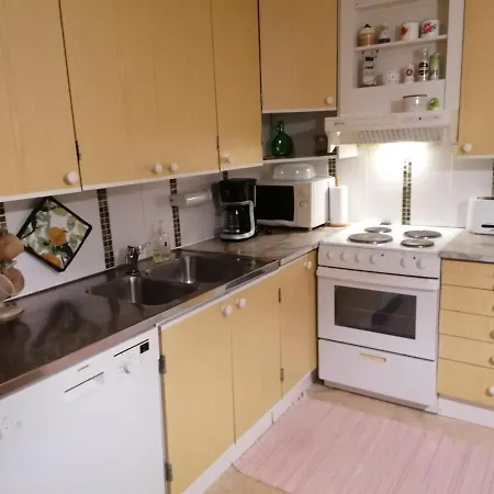 Ritvala, Hyvien Kulkuyhteyksien Varrella Teuvalla! Huoneisto